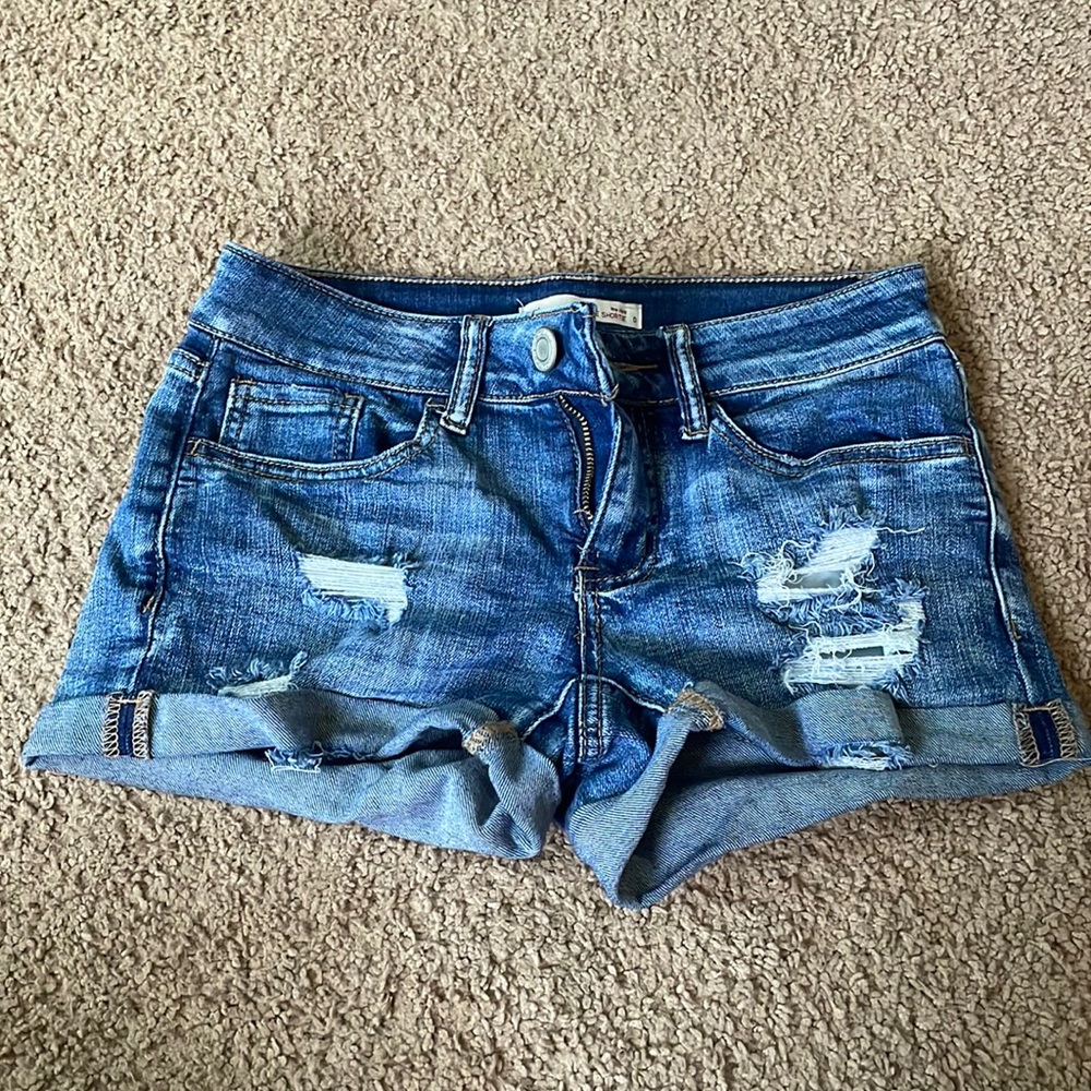 Low rise shorts / size: 0